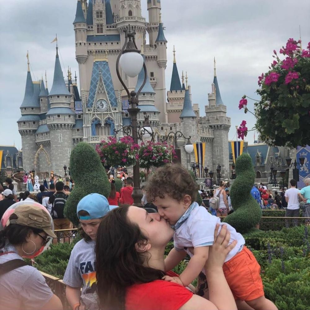 Meet your Posher, Savannah